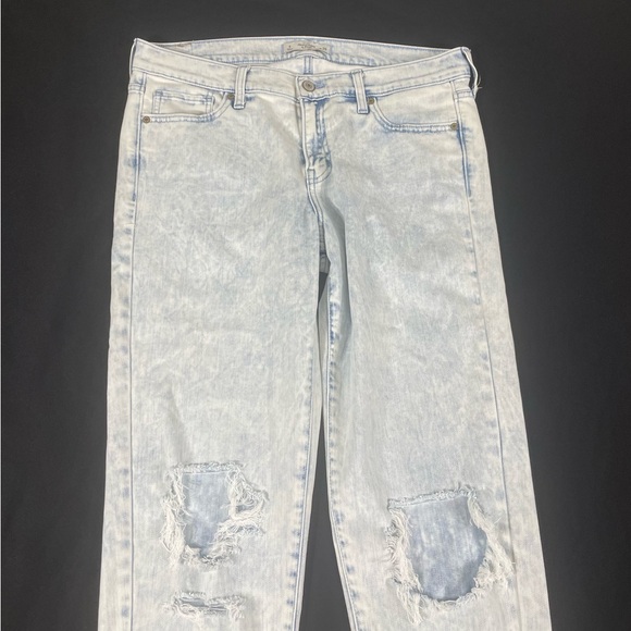 Abercrombie And Fitch Women Blue Washed Distressed Straight Denim Jeans 28-0 - Picture 2 of 10